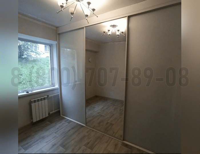 Шкаф серого цвета в Жуковском